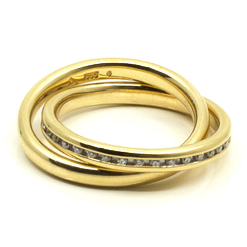 Goldring mit Brillanten | zwei Ringe ineinander gesetzt