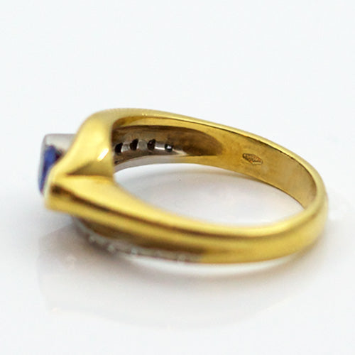 Goldring in bicolor | mit Saphir und Diamanten