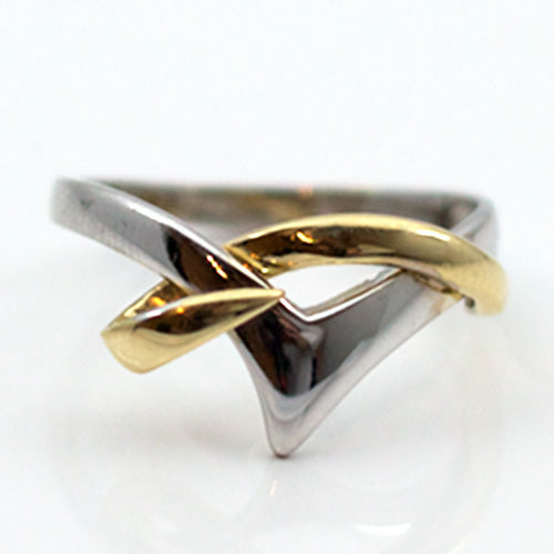 Goldring in außergewöhnlichem Design