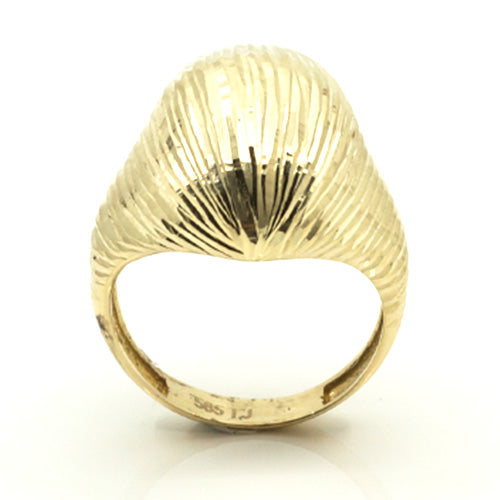Goldring mit Prägung