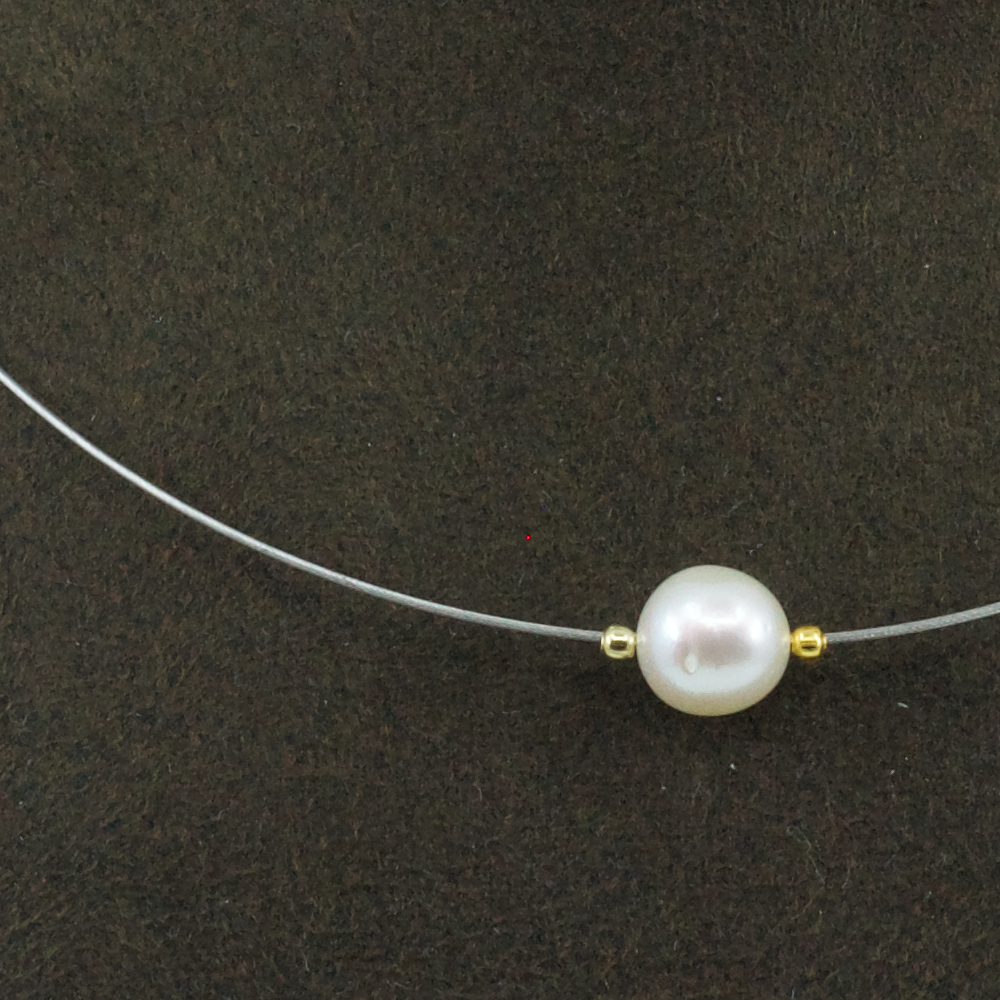 Collier mit Perle mit Goldapplikationen 8,5-9mm