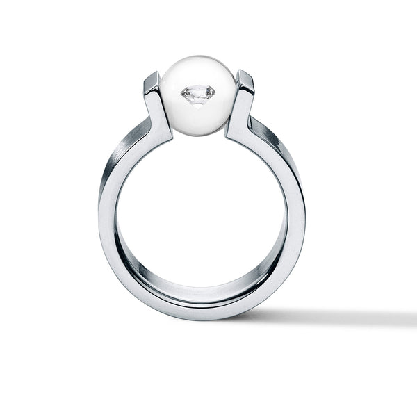 Edelstahlring mit Diamant