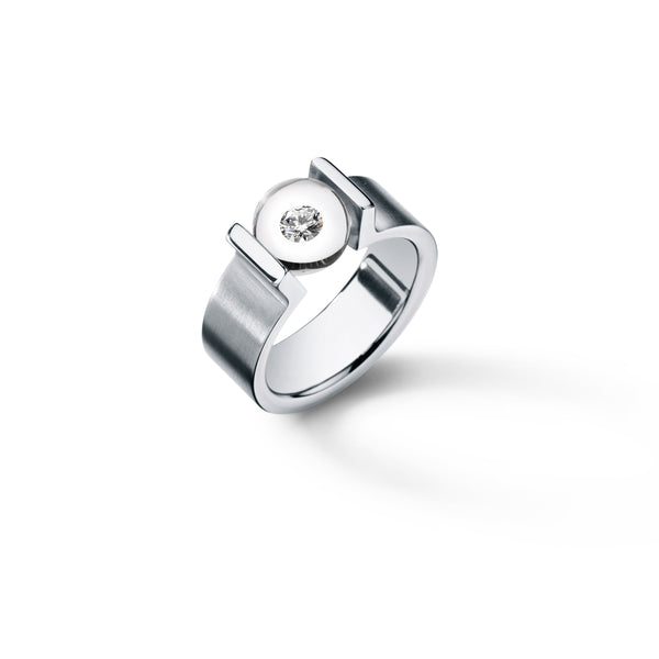 Edelstahlring mit Diamant